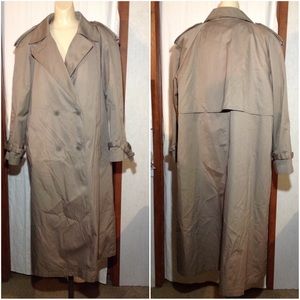 Women's Size 18.5 Vintage Saxton Hall Trench Coat
